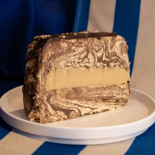 Chałwa sezamowa Premium z kakao i kremem bueno